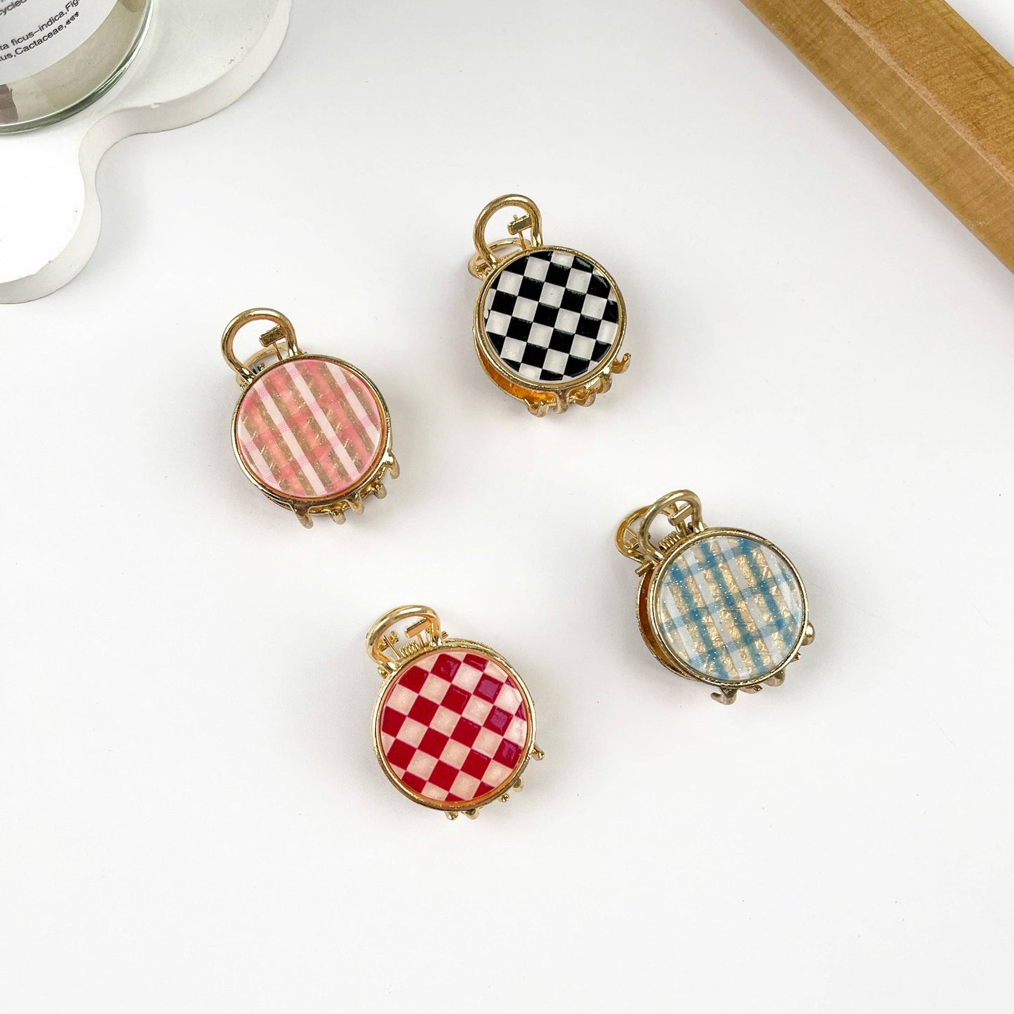 Checkerboard Round Mini Suitcase Hair Clip