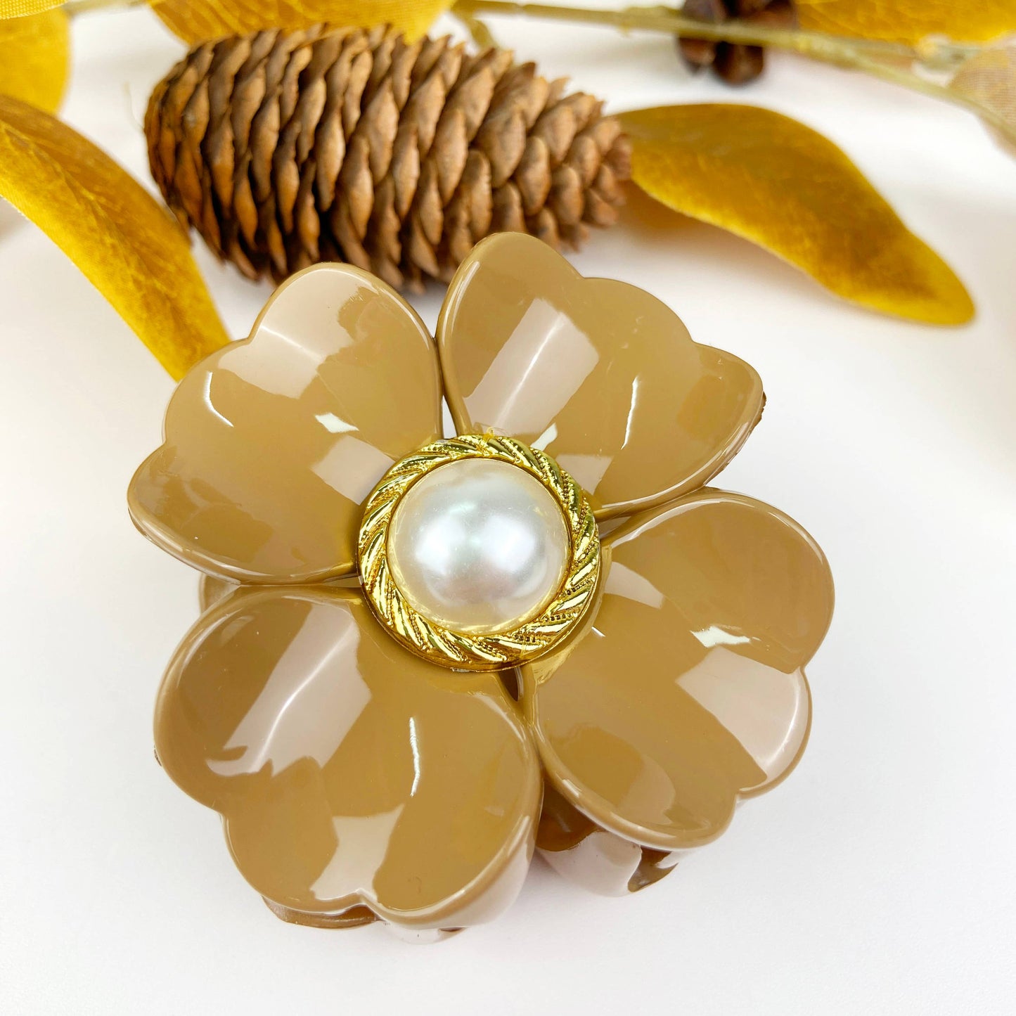 French Romantic Pearl Flower Hair Claw Clip