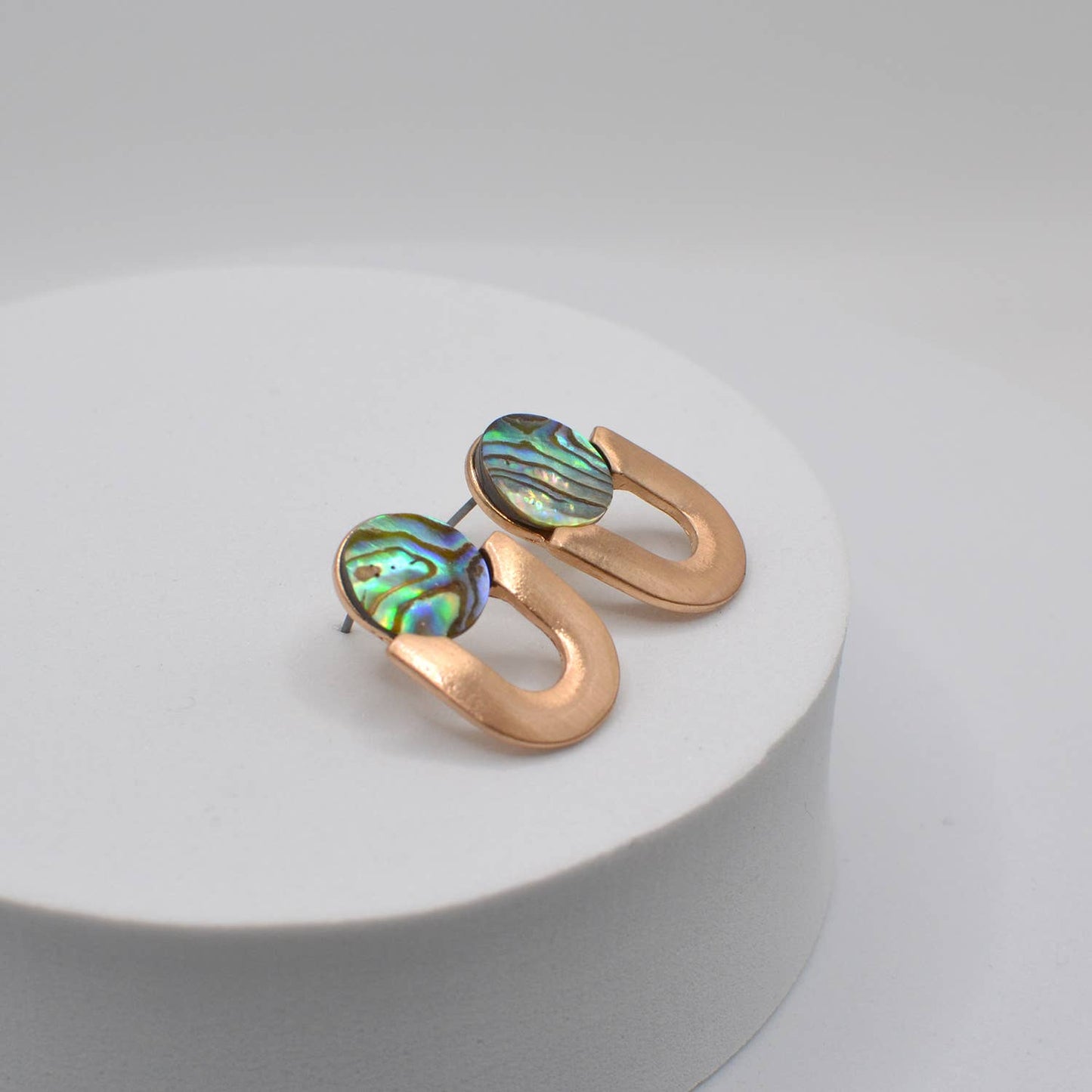 Boho Abalone Button Round U Shape Worn Plating Post Earrings