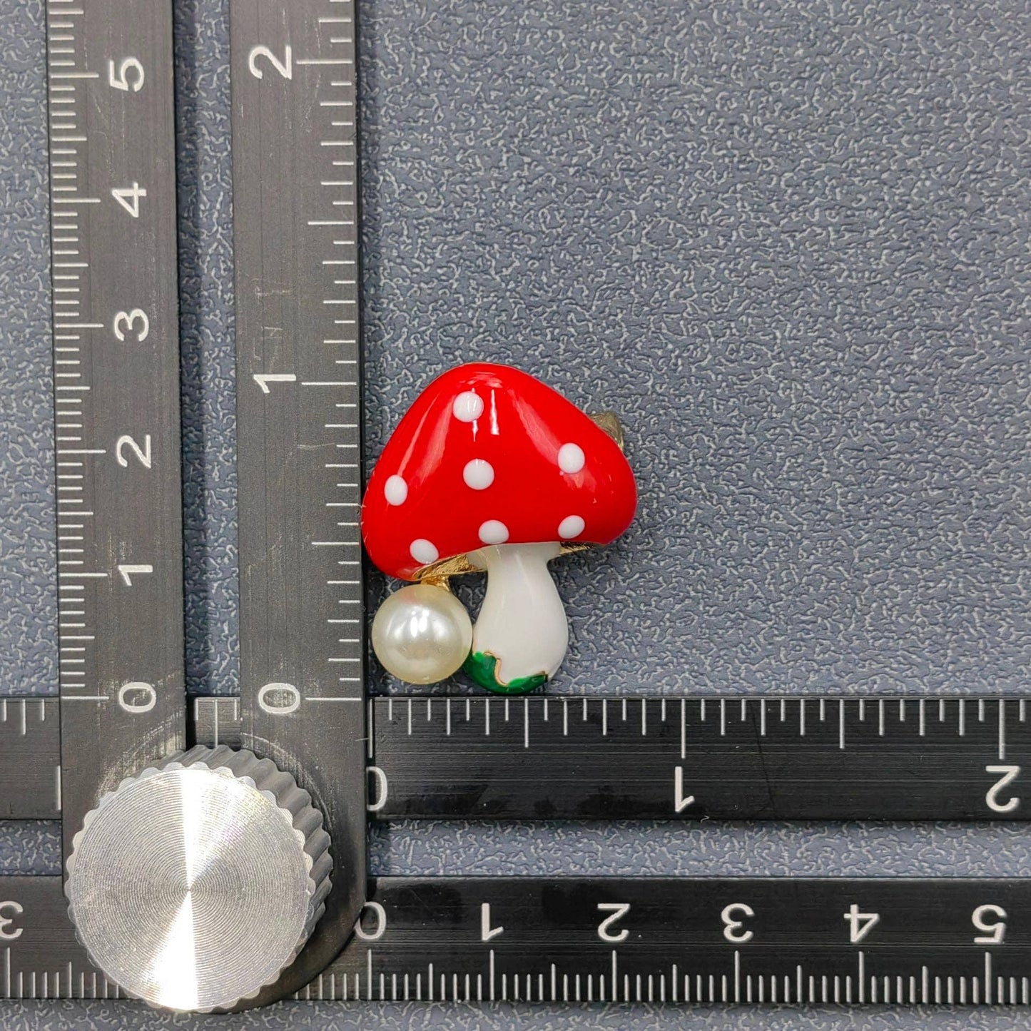 Simple Cute Mushroom Brooch