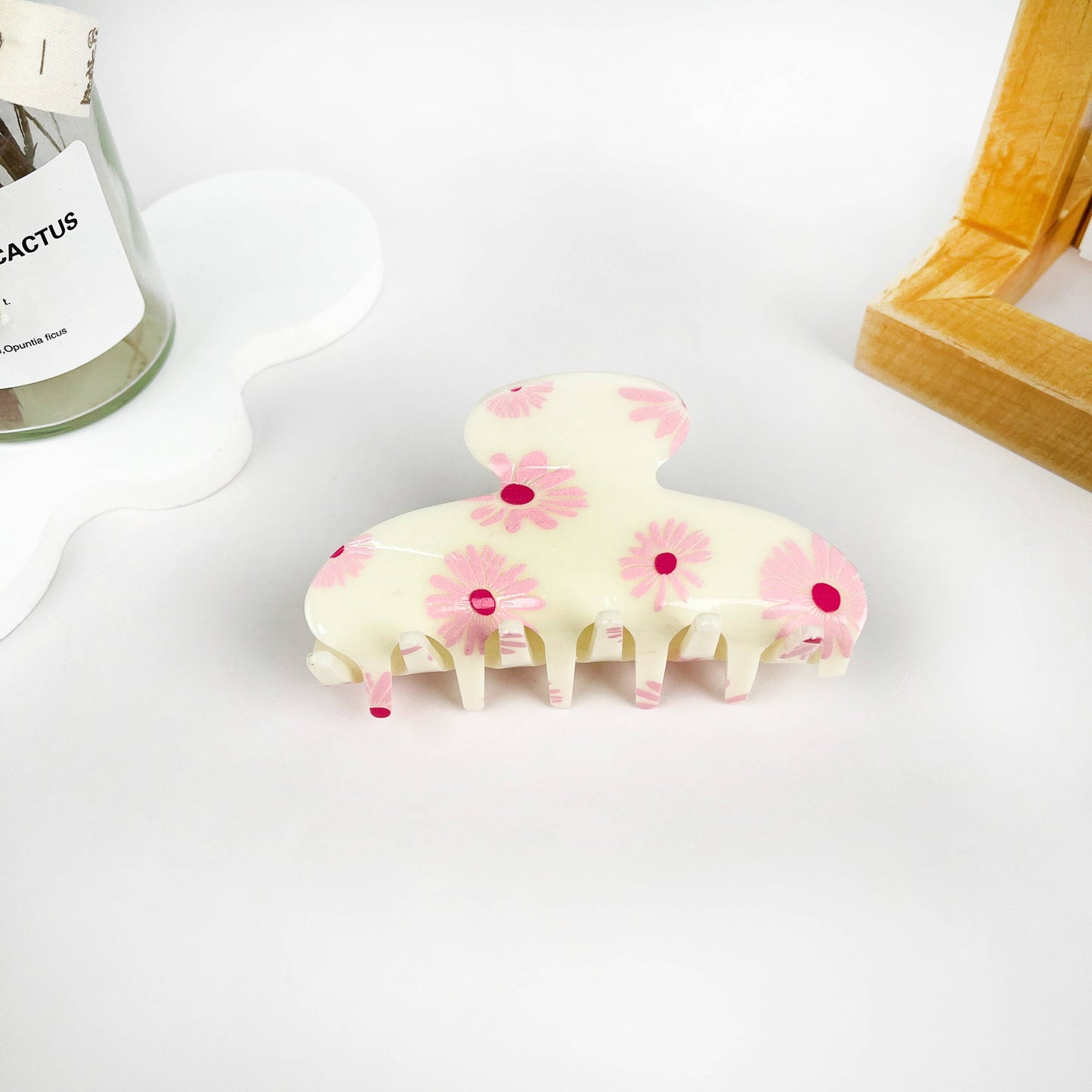 Daisy Half Moon Hair Claw Clip
