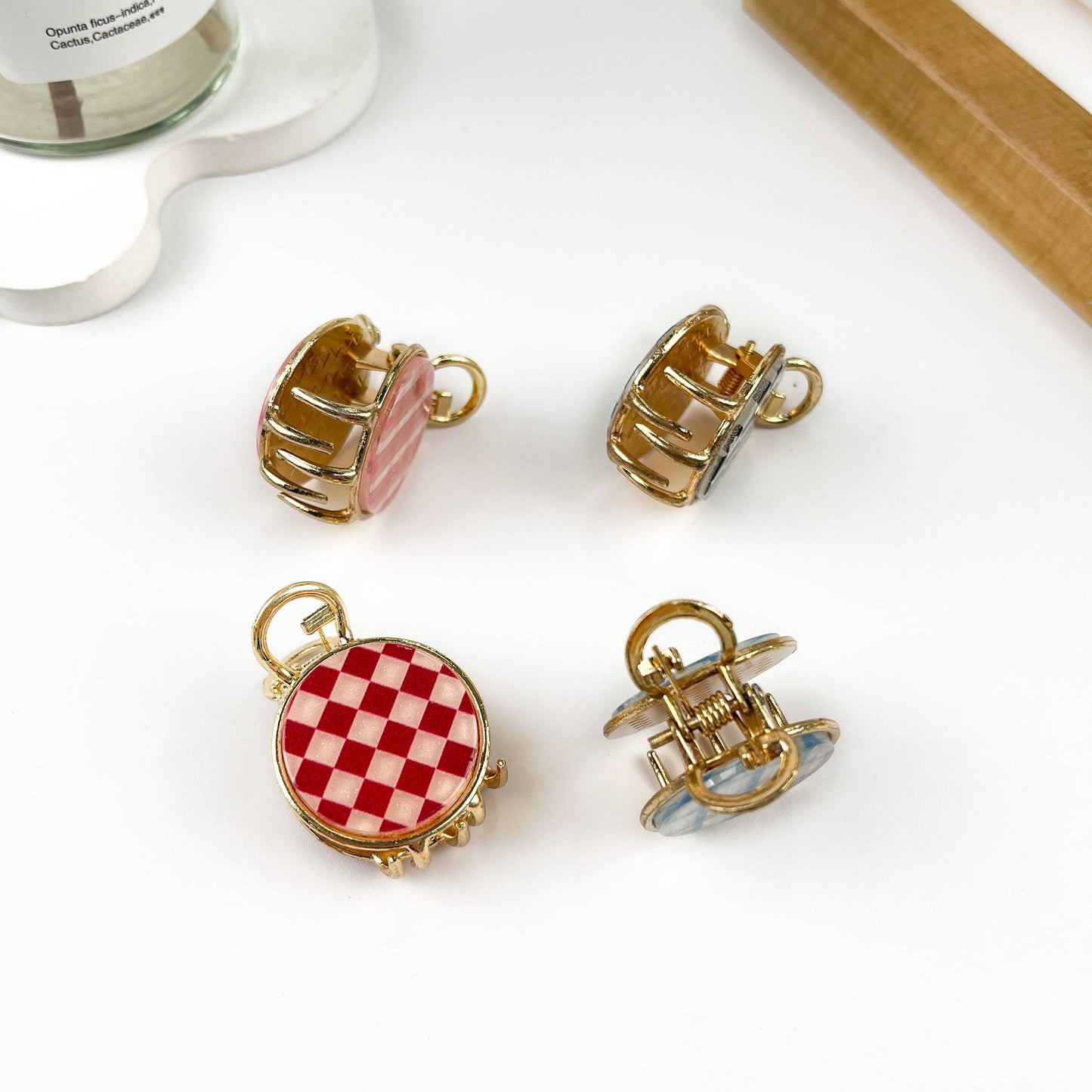 Checkerboard Round Mini Suitcase Hair Clip