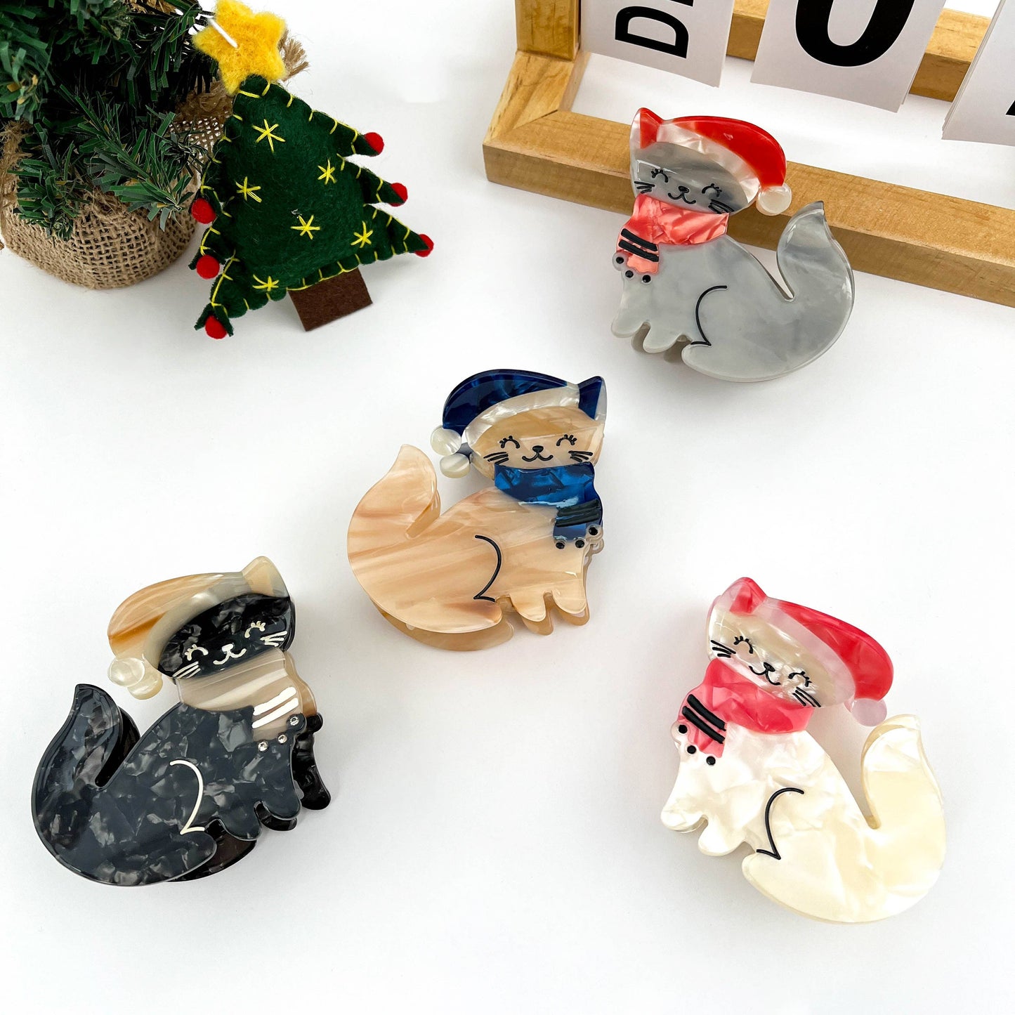 Cute Cat with Hat and Scarf Acetate Hair Claw Clip