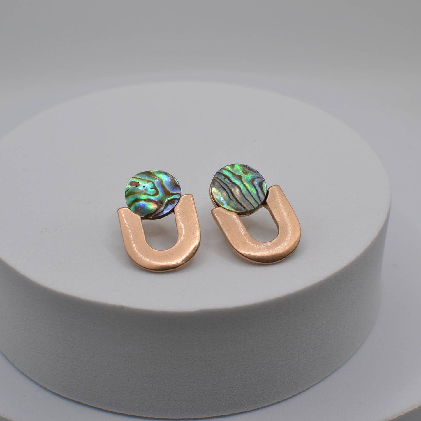 Boho Abalone Button Round U Shape Worn Plating Post Earrings