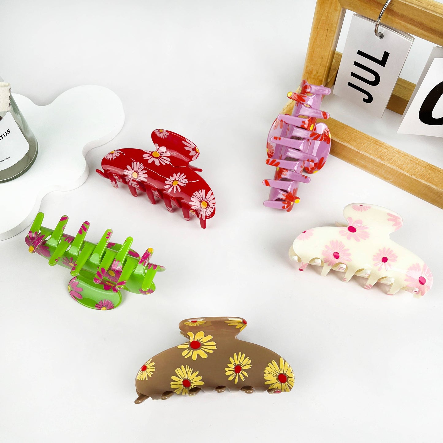 Daisy Half Moon Hair Claw Clip