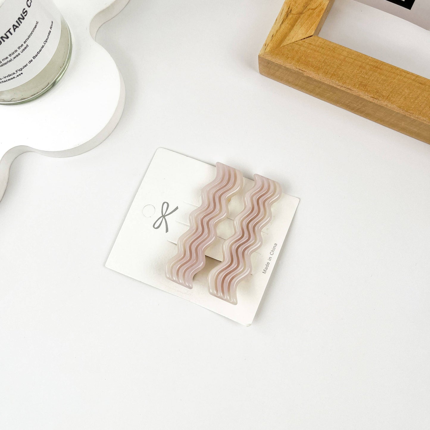 Wave Acetate Geometric Duckbill Clip
