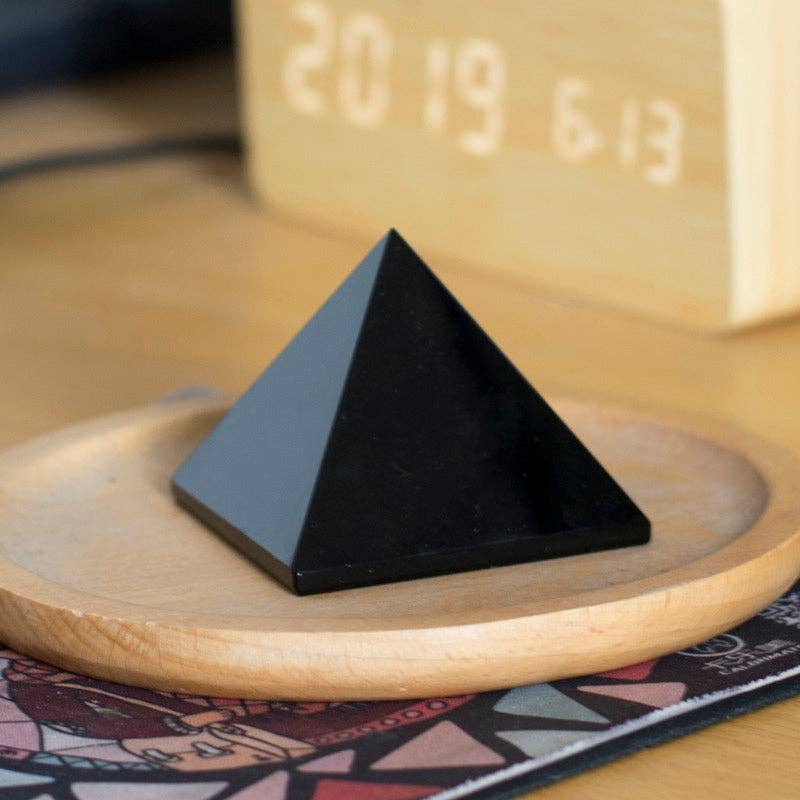 Natural Pyramid 1.5 Inches Crystals Healing Stones Gemstone