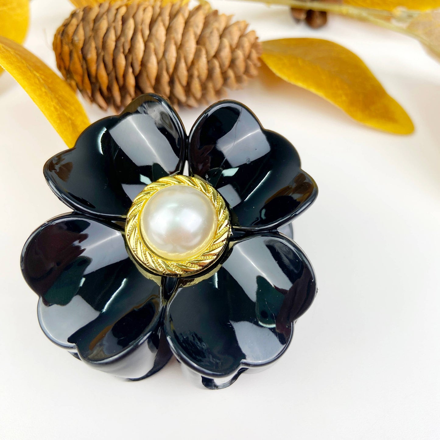 French Romantic Pearl Flower Hair Claw Clip