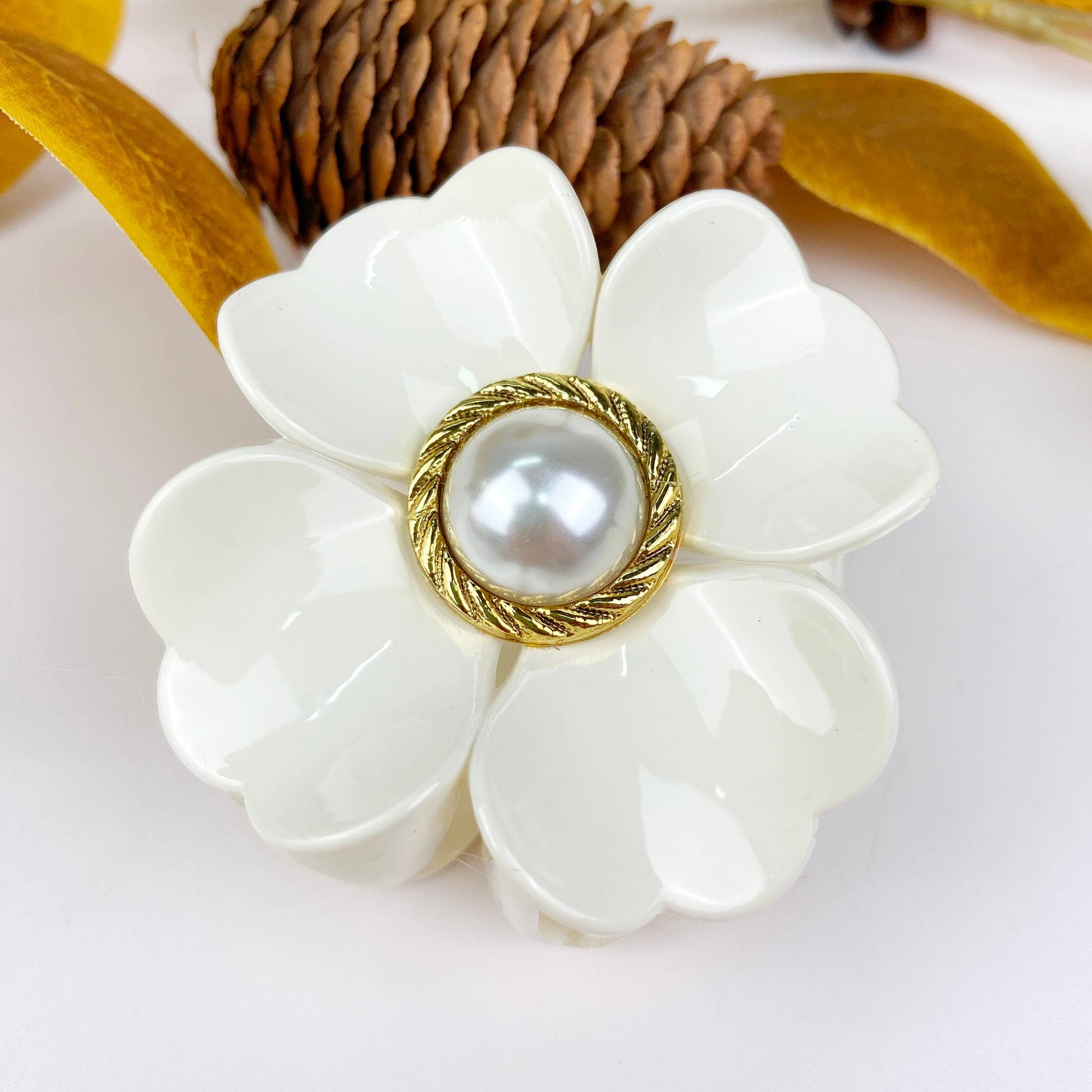 French Romantic Pearl Flower Hair Claw Clip
