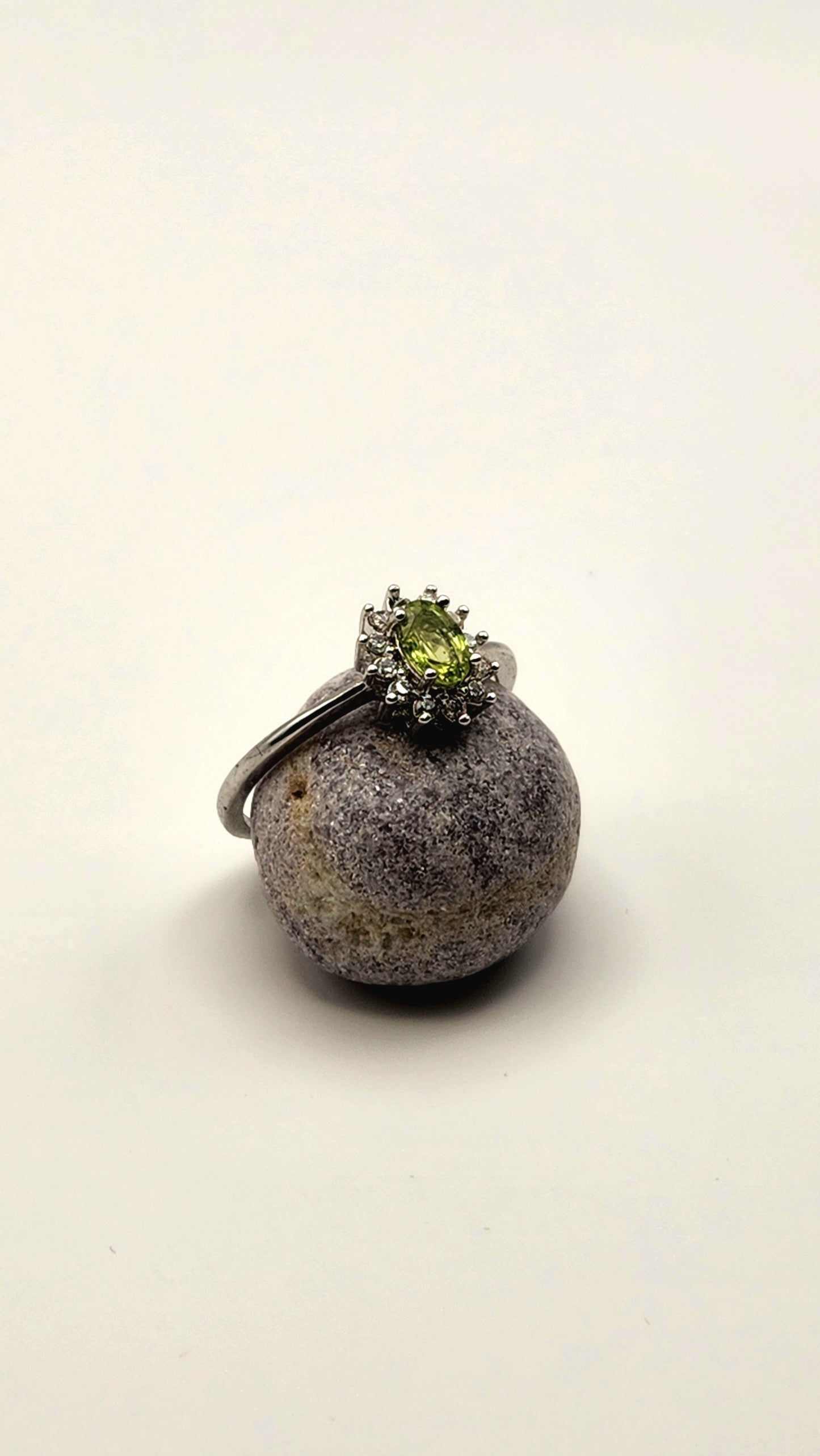 Verdant Crown | Peridot Pave Halo Adjustable Ring S925 Sterling Silver
