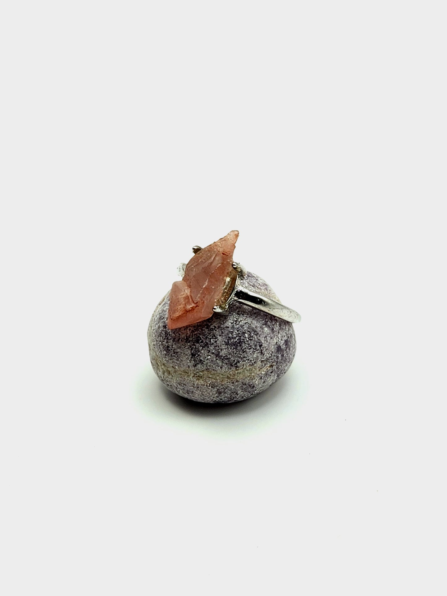 Rosethorn Oath | Raw Rose Quartz Adjustable Ring S925 Sterling Silver